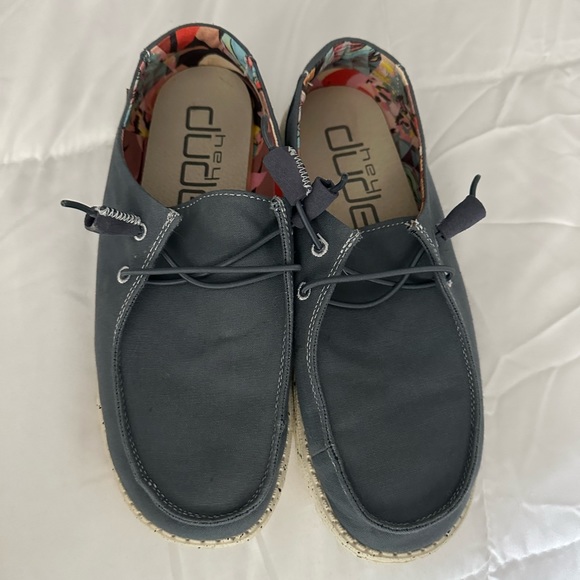 Women’s Hey Dudes - Picture 3 of 6